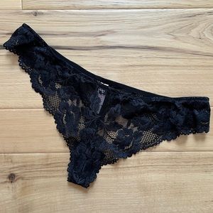 Victoria’s Secret Lace Thong, Size M